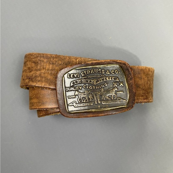Levi's Other - Levi's Brown Leather vintage 70’s Belt with Silver Buckle
